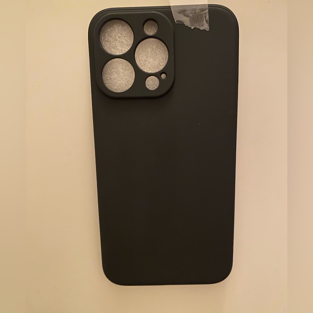 iphone 13 Pro Plain Black Case